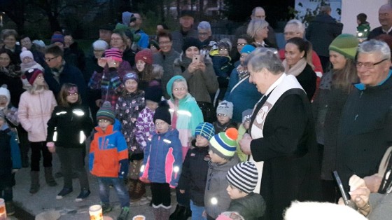 Pfarrkindergarten Altenmarkt  / Karl Hartleb mit Abt Bruno Hubl OSB