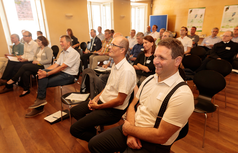 Experten und kirchliche Umwelt- und Bauverantwortliche berieten über konkrete Maßnahmen des Umwelt- und Klimaschutzes. / Foto: Gerd Neuhold / Sonntagsblatt