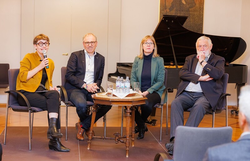 Sonntagsblatt, Gerd Neuhold