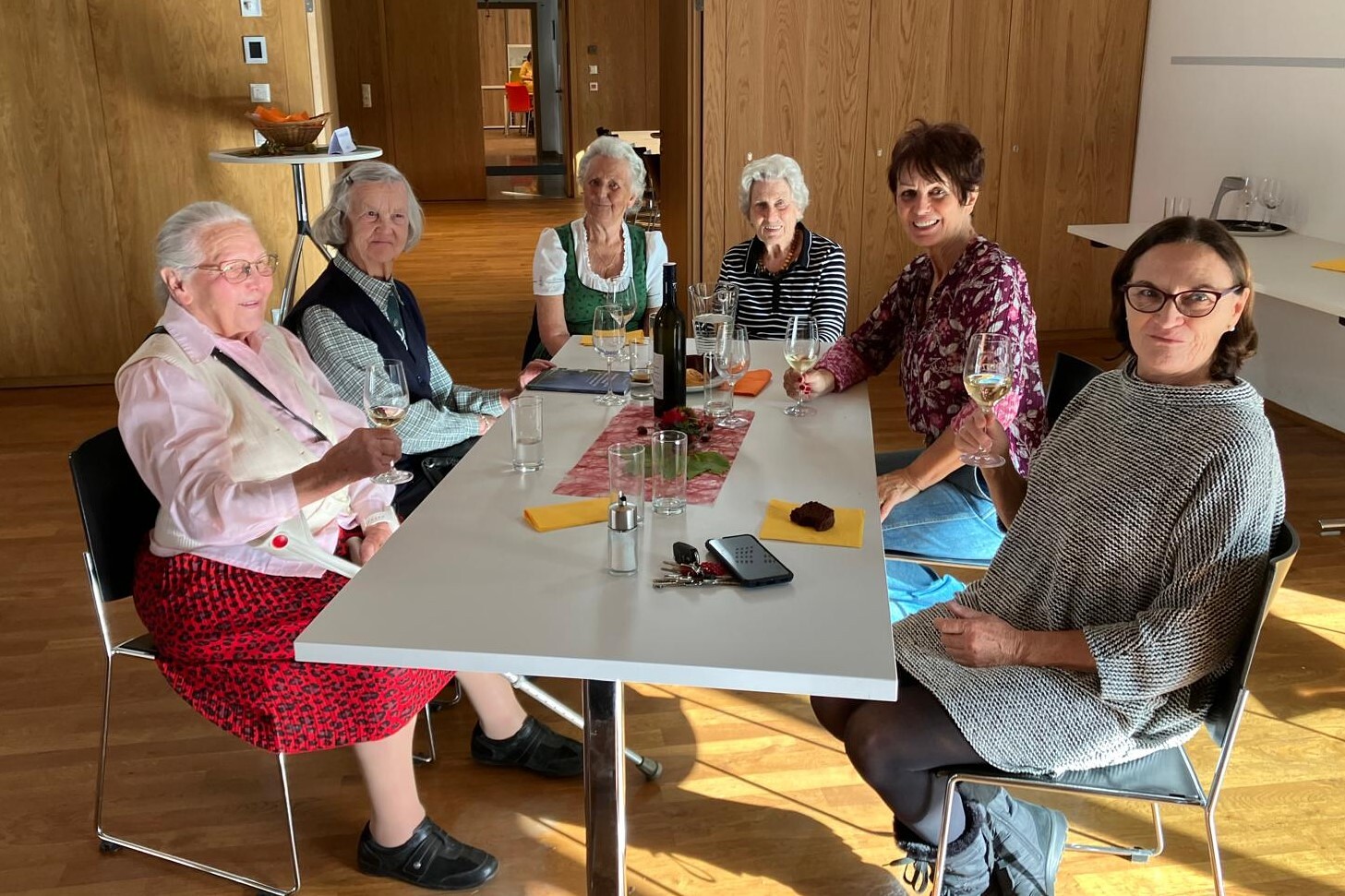 Lang ist´s her / Anna Gruber-Schreiner Auf die gute alte Zeit